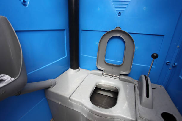 Best Luxury portable toilet rental  in Beloit, WI